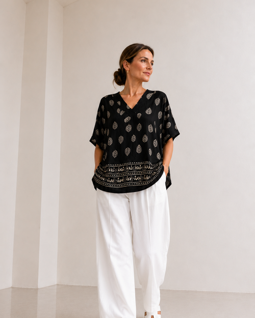BLUSA CUELLO V ESTAMPADO