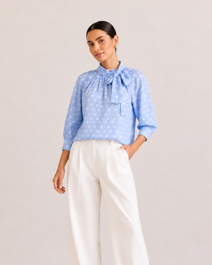 BLUSA LUNARES CON LAZO